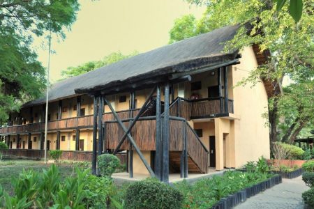 Cresta Riley’s Hotel